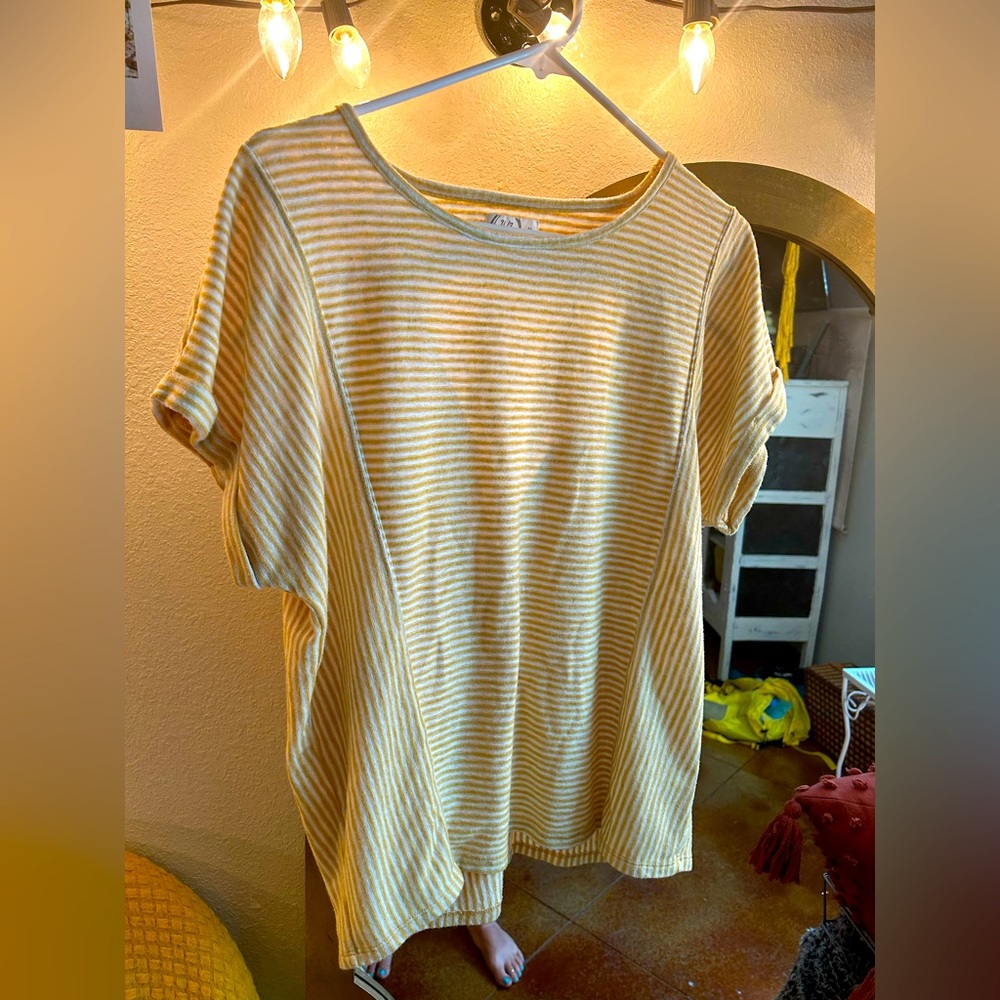 Cute yellow striped shirt!!!